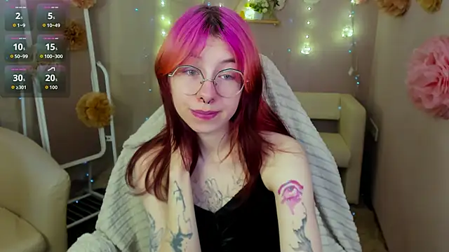 Alice Nyx online show from May 16, 2026, 9:13 pm