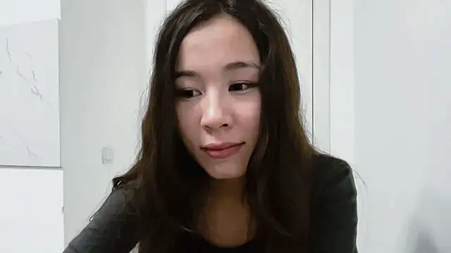 fengxicolombia online show from April 15, 2026, 7:58 pm