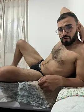 Snapshot of big_bearman chatting on July 8, 2026, 2:49 am big bearman online show from July 8, 2026, 2:49 am