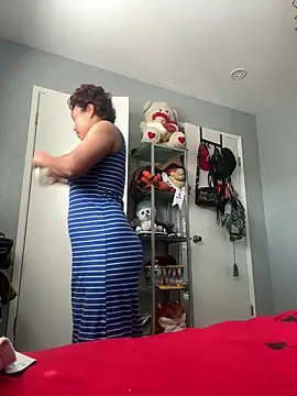 latinasexi2 online show from April 12, 2026, 7:19 pm