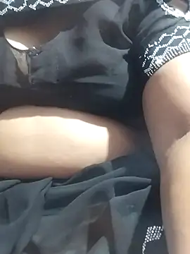 Snapshot of Desi_hot_bhabhi01 chatting on June 28, 2026, 5:02 am Desi hot bhabhi01 online show from June 28, 2026, 5:02 am
