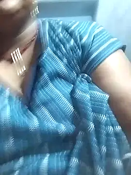 Snapshot of Desi_hot_bhabhi01 chatting on July 15, 2026, 5:56 am Desi hot bhabhi01 online show from July 15, 2026, 5:56 am