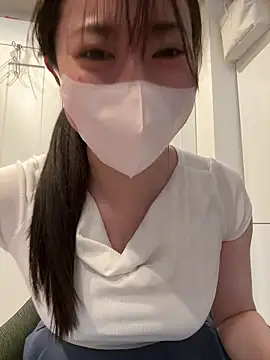 Snapshot of hiyori_hiyochan chatting on July 26, 2026, 6:32 am hiyori hiyochan online show from July 26, 2026, 6:32 am