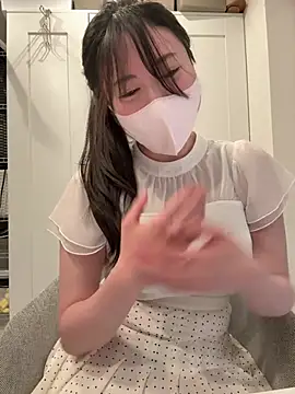 Snapshot of hiyori_hiyochan chatting on August 6, 2026, 12:07 pm hiyori hiyochan online show from August 6, 2026, 12:07 pm