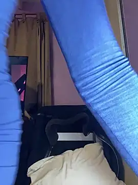 Juliett06 online show from April 13, 2026, 12:49 am