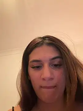 Snapshot of catalinaso chatting on April 4, 2026, 10:29 pm catalinaso online show from April 4, 2026, 10:29 pm