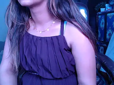 Kiarax1 online show from May 15, 2026, 1:29 pm