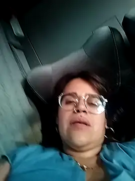 rochylinda online show from April 7, 2026, 10:09 pm