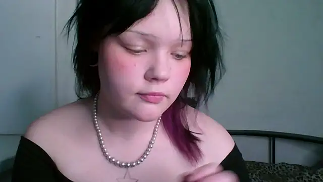 abbey-BAT online show from April 8, 2026, 9:37 pm