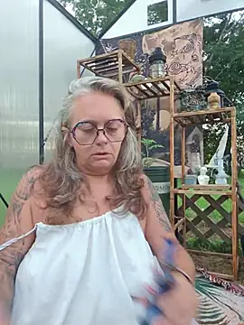 Blondejenn online show from July 9, 2026, 11:25 am
