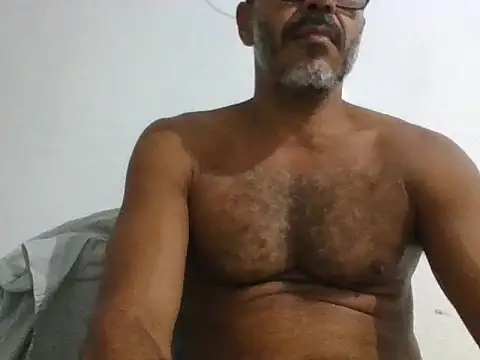 paizao1977brazil online show from April 14, 2026, 9:21 pm