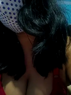Snapshot of Rechal_07 chatting on April 10, 2026, 4:44 pm Rechal 07 online show from April 10, 2026, 4:44 pm