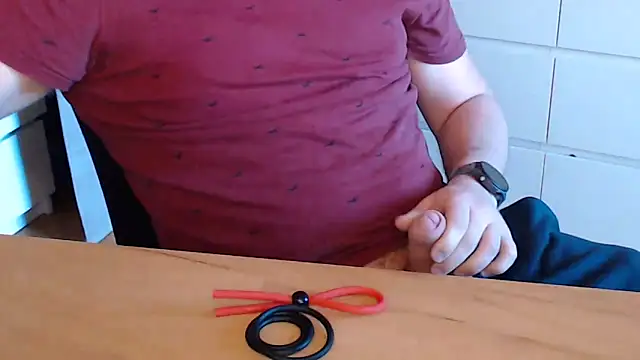 Seth-Pupille online show from April 8, 2026, 7:08 am