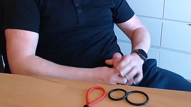 Seth-Pupille online show from April 11, 2026, 12:20 pm