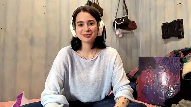 Snapshot of LanoraBilecki chatting on April 9, 2026, 10:42 am LanoraBilecki online show from April 9, 2026, 10:42 am