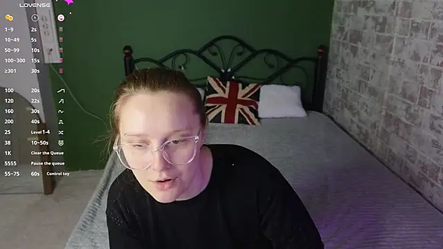 Snapshot of JessieWayy chatting on May 28, 2026, 1:14 am JessieWayy online show from May 28, 2026, 1:14 am