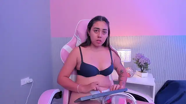 rose smitth online show from April 9, 2026, 7:08 pm