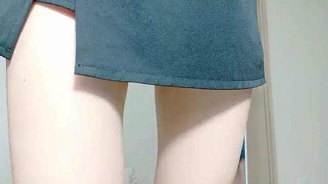 Snapshot of irochan_v chatting on April 13, 2026, 9:04 am irochan v online show from April 13, 2026, 9:04 am