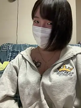 Snapshot of o_Yuki_o chatting on July 20, 2026, 4:27 am o Yuki o online show from July 20, 2026, 4:27 am