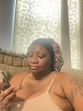 Snapshot of amberchill26 chatting on July 13, 2026, 9:06 pm amberchill26 online show from July 13, 2026, 9:06 pm