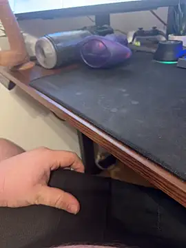 Snapshot of andre_dady chatting on April 10, 2026, 8:19 am andre dady online show from April 10, 2026, 8:19 am