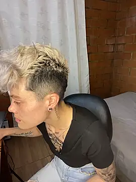 Snapshot of Megan-c chatting on June 21, 2026, 1:41 am Megan-c online show from June 21, 2026, 1:41 am