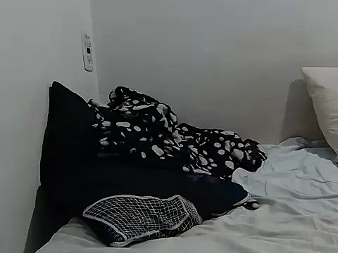 shayna shayna online show from April 7, 2026, 12:22 am