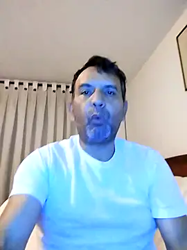 Snapshot of Senkoreman_hard chatting on May 8, 2026, 3:23 am Senkoreman hard online show from May 8, 2026, 3:23 am
