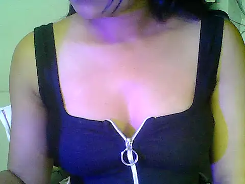 Snapshot of Saxy_Mony002 chatting on June 10, 2026, 7:13 pm Saxy Mony002 online show from June 10, 2026, 7:13 pm