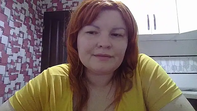 Snapshot of KrisryOxNikss chatting on May 5, 2026, 7:44 pm KrisryOxNikss online show from May 5, 2026, 7:44 pm