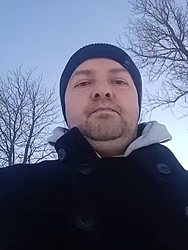 Snapshot of Luceriusbigass chatting on January 20, 2025, 11:35 am Luceriusbigass online show from January 20, 2025, 11:35 am