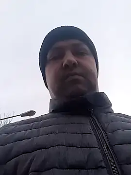 Snapshot of Luceriusbigass chatting on March 10, 2025, 11:10 am Luceriusbigass online show from March 10, 2025, 11:10 am