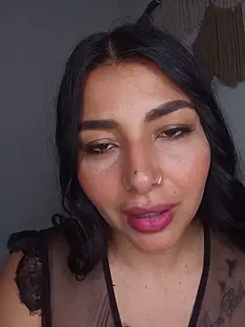 Snapshot of Antonella-corruso chatting on May 31, 2026, 4:25 pm Antonella-corruso online show from May 31, 2026, 4:25 pm