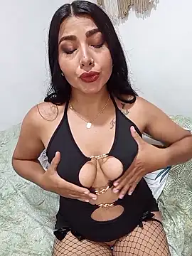 Snapshot of Antonella-corruso chatting on June 14, 2026, 1:47 am Antonella-corruso online show from June 14, 2026, 1:47 am