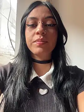 Snapshot of Kattze_ chatting on July 24, 2026, 10:08 pm Kattze online show from July 24, 2026, 10:08 pm