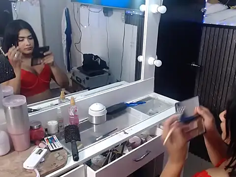 Sofi Skay online show from April 17, 2026, 12:13 am