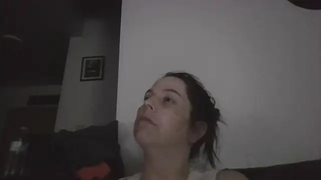 lily1982 online show from April 28, 2026, 2:27 am