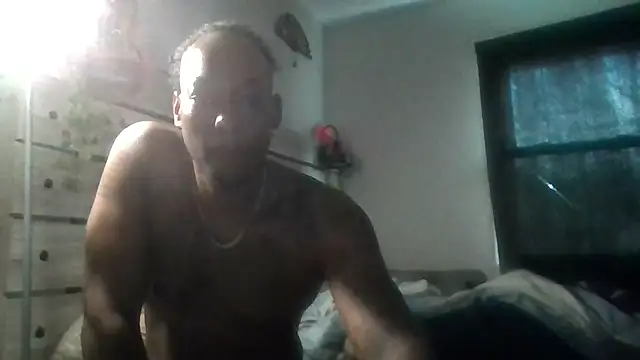 Snapshot of zdaddymm chatting on July 16, 2026, 5:41 pm zdaddymm online show from July 16, 2026, 5:41 pm