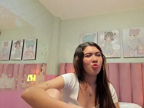 Snapshot of Hellencute18_ chatting on April 11, 2026, 11:31 pm Hellencute18 online show from April 11, 2026, 11:31 pm