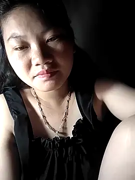 giahan1 online show from April 12, 2026, 9:31 pm