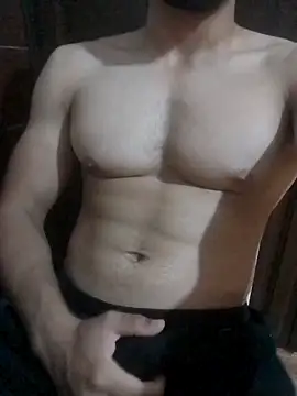 niyak tatat696 online show from May 24, 2026, 1:49 pm