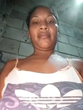 Snapshot of Lili-Sex chatting on June 27, 2026, 5:01 am Lili-Sex online show from June 27, 2026, 5:01 am