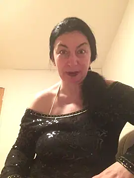 Snapshot of Lizzaa80 chatting on May 11, 2026, 9:01 pm Lizzaa80 online show from May 11, 2026, 9:01 pm