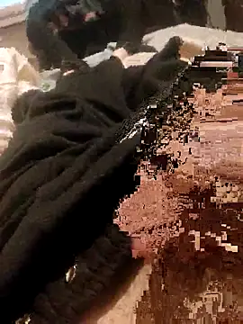 Snapshot of enchavilhon chatting on April 12, 2026, 9:47 am enchavilhon online show from April 12, 2026, 9:47 am