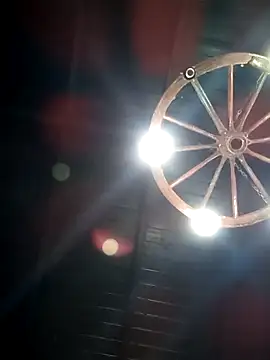 Alex547gj online show from April 10, 2026, 11:31 pm