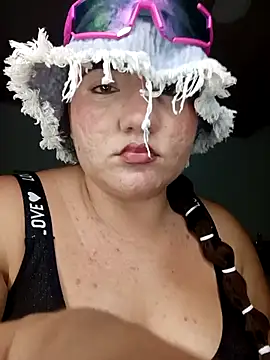 Snapshot of DiosaAfrodita_ chatting on April 16, 2026, 4:24 am DiosaAfrodita online show from April 16, 2026, 4:24 am