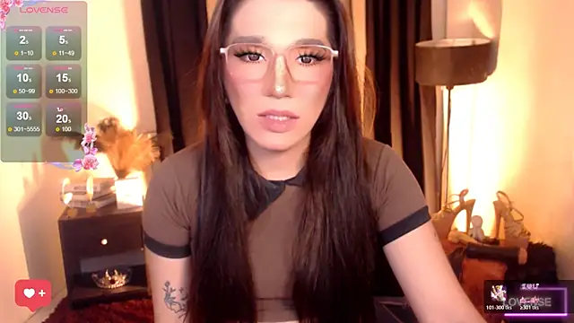 Snapshot of Precious_RoseDollxxx chatting on June 19, 2026, 6:51 am Precious RoseDollxxx online show from June 19, 2026, 6:51 am
