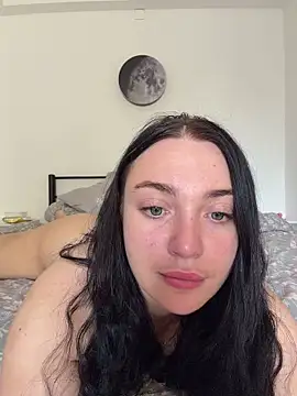 Snapshot of LucyHotty_ chatting on June 22, 2026, 7:16 am LucyHotty online show from June 22, 2026, 7:16 am