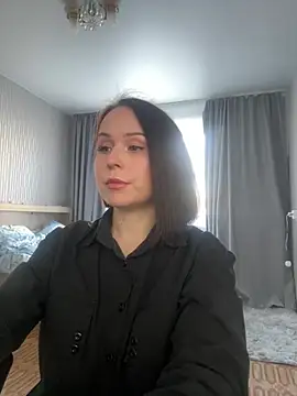 Snapshot of Hopefully_ chatting on April 15, 2026, 6:20 am Hopefully online show from April 15, 2026, 6:20 am