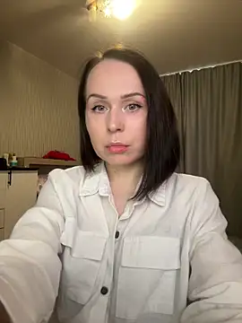 Snapshot of Hopefully_ chatting on May 8, 2026, 5:02 am Hopefully online show from May 8, 2026, 5:02 am